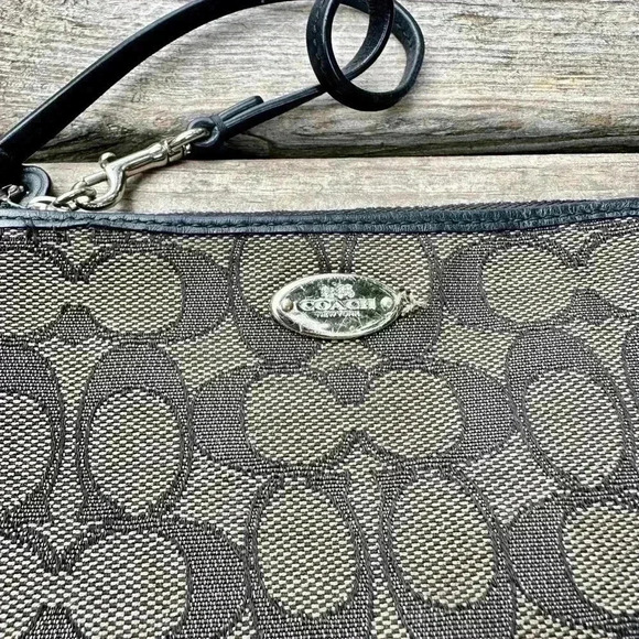 Coach Wristlet Wallet - Picture 3 of 4